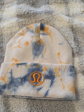 lululemon athletica White Tie-Dye Beanie with Blue and Orange Logo